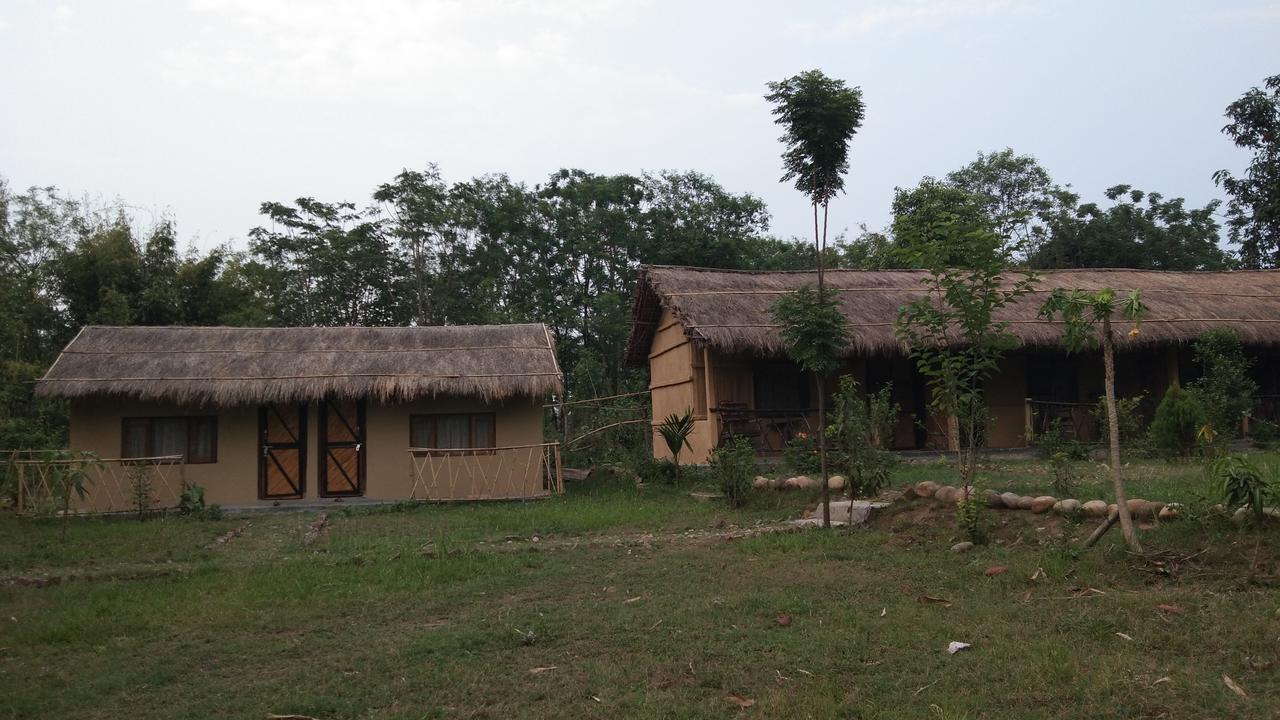 Chital Lodge Chitwan Exterior foto